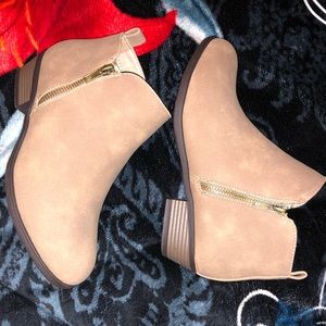 WOMENS DRESS BOOTS